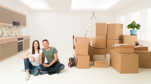 Commercial man and van transport for office items in Eelpieisland