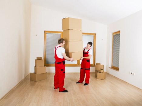 Reliable moving truck support for flats, shops, and offices in Eelpieisland